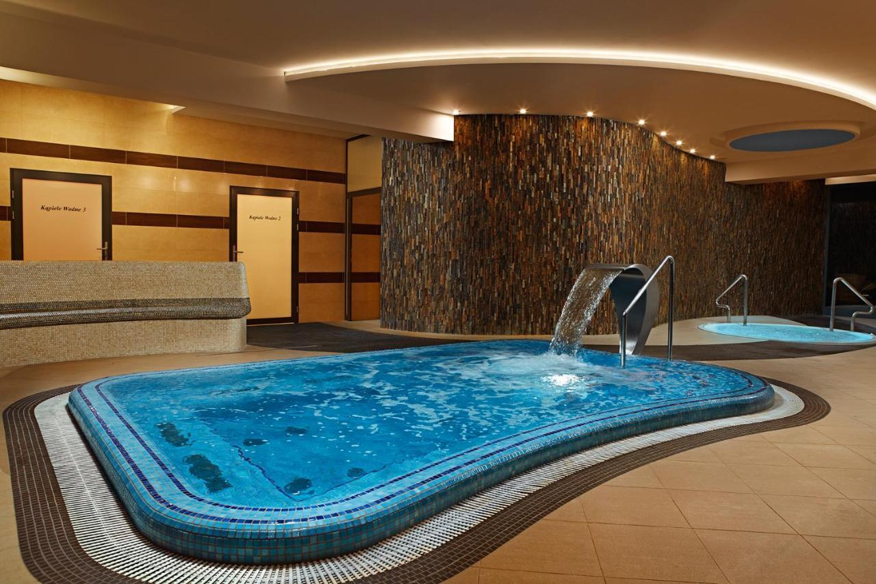 Dukat Medical SPA Dabki Bagian luar foto