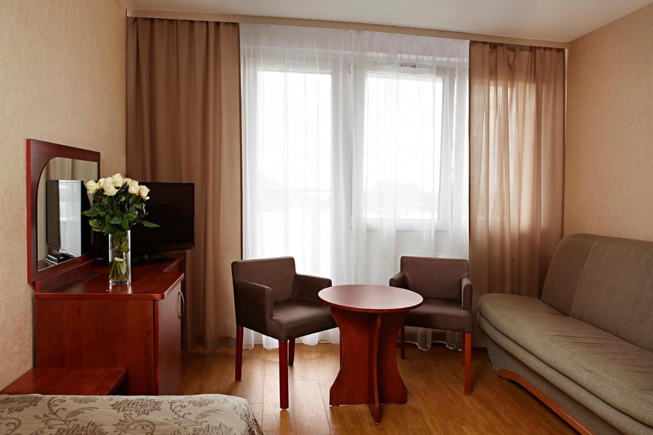Dukat Medical SPA Dabki Bagian luar foto